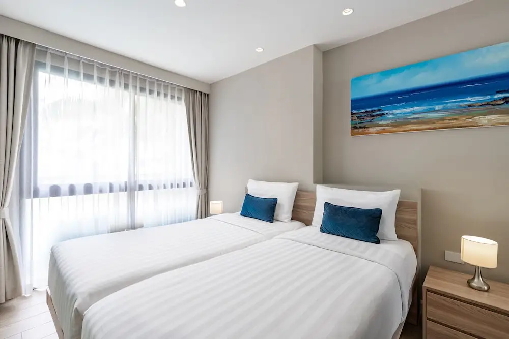 Grand Deluxe Double Suite with pool view (twin beds)