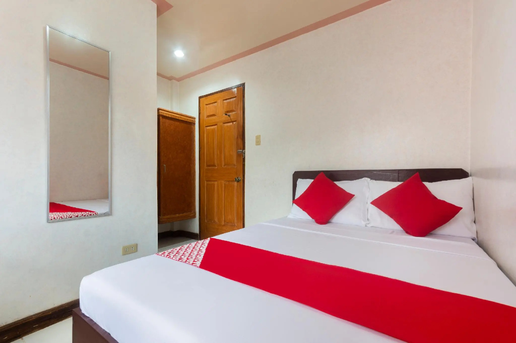 Standard Double room (full double bed)