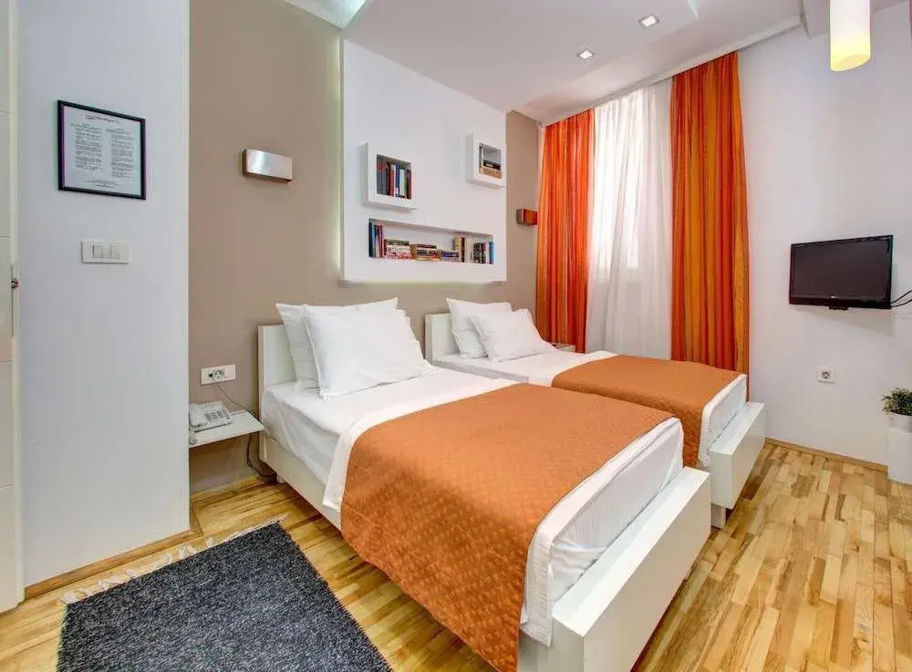 Hotel photo 6
