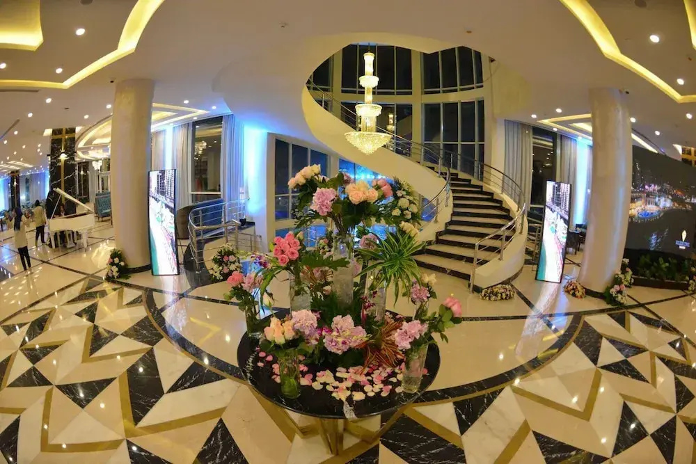 Golden jewel hotel — фото 2