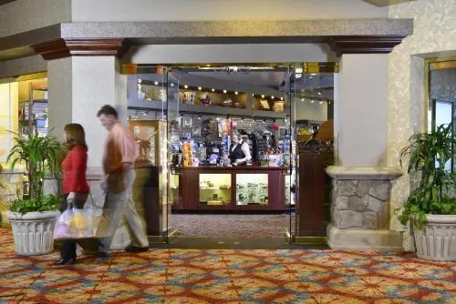 Seven Feathers Casino Resort - Général