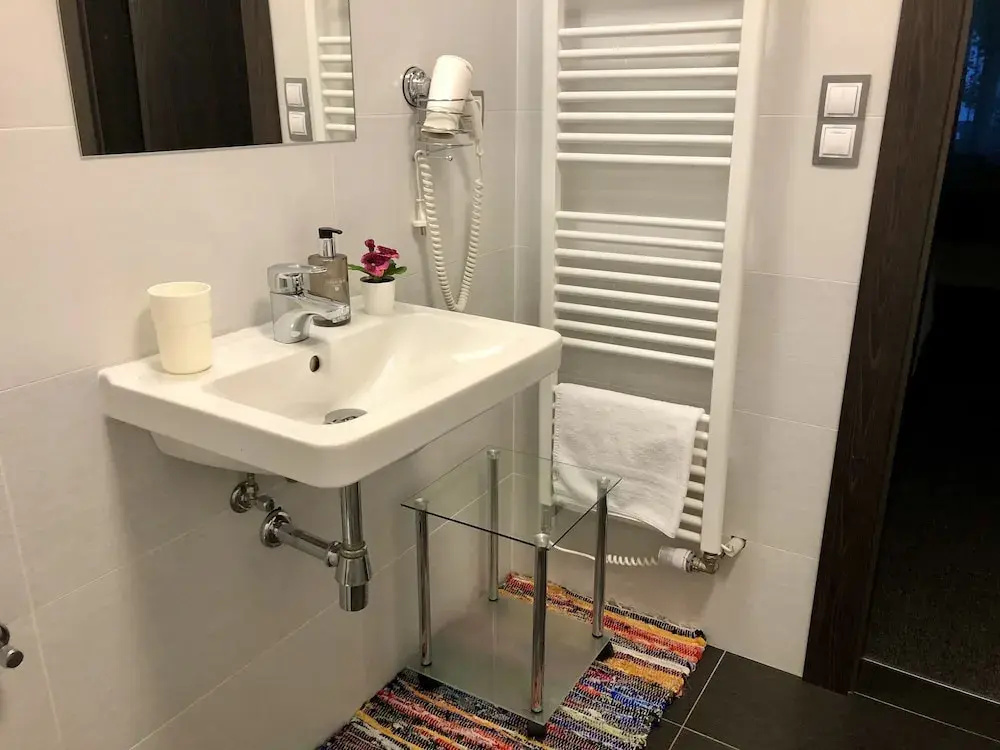 Classic Double room with balcony and with garden view (full double bed)