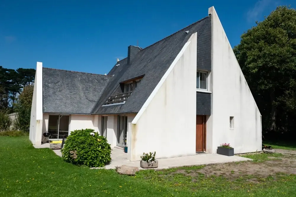 Large Family House Near the Beach