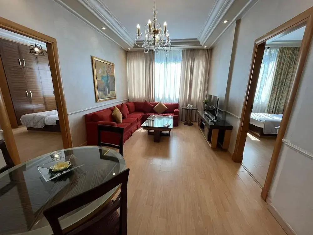 1 Bedroom Suite