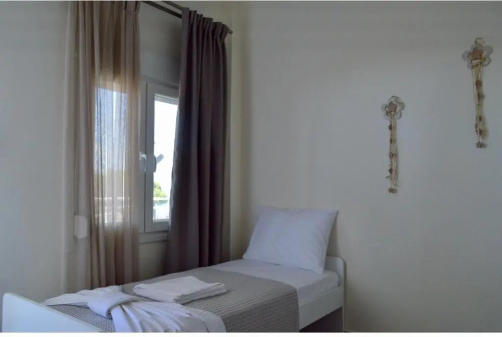 Studio with sea view