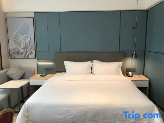 Premier room