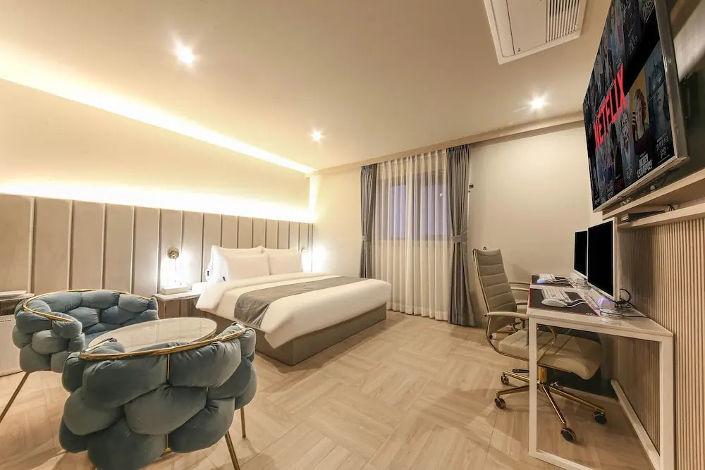 Brown Dot Hotel Sasang Renecite - Chambres