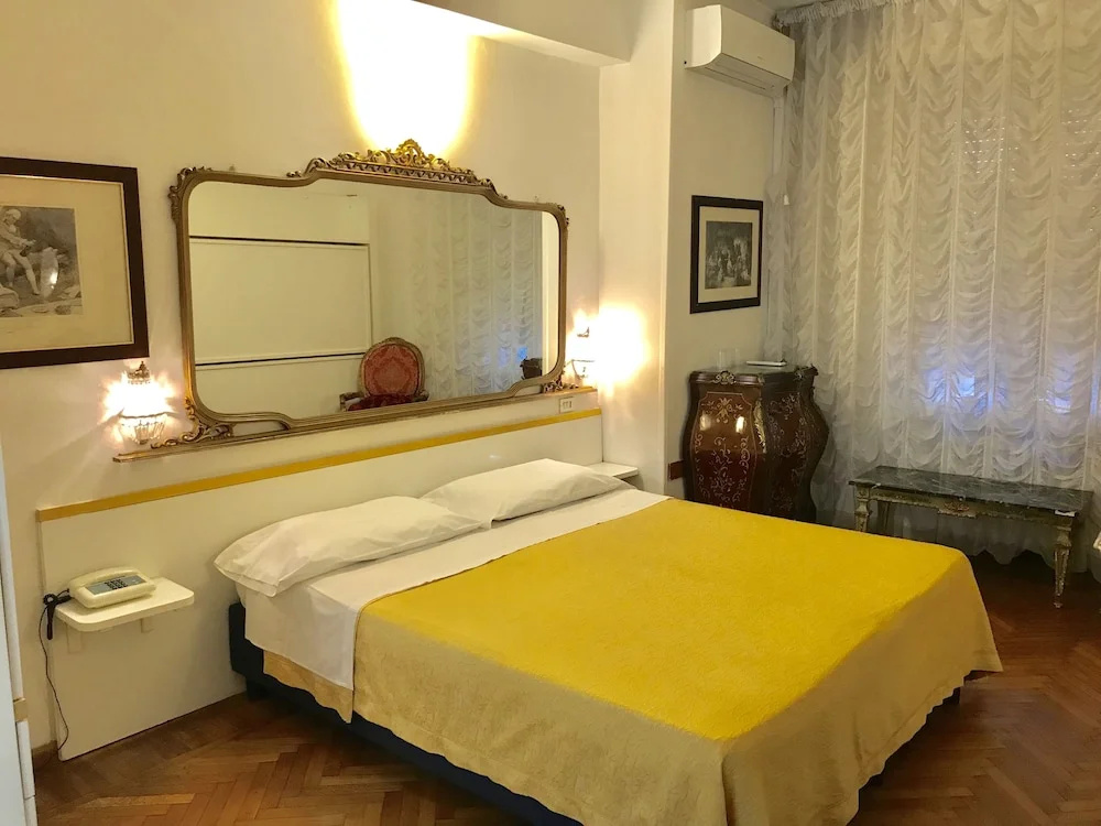 Economy Double room (full double bed)
