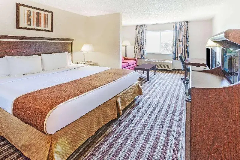 Days Inn & Suites by Wyndham Vancouver - Chambres
