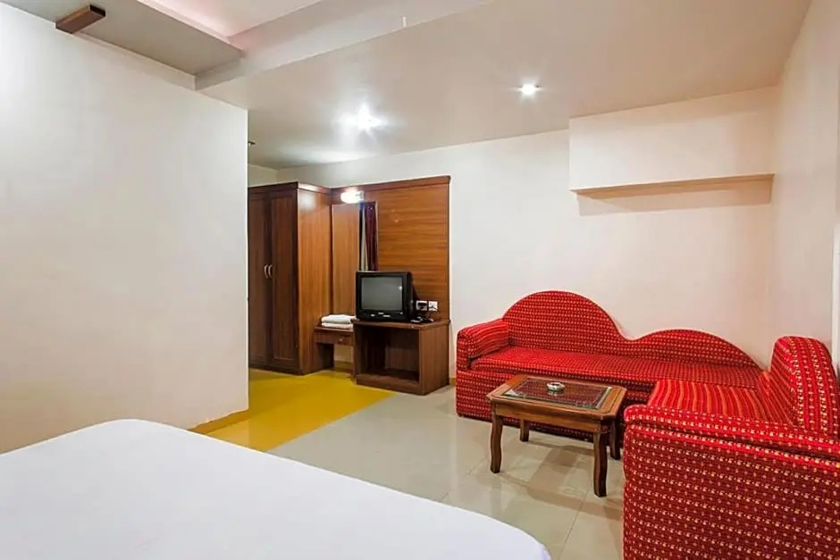 Superior Double room (full double bed)