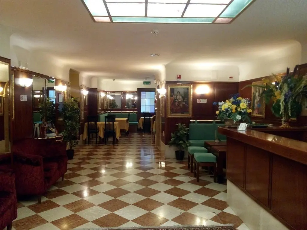 Hotel Diana - Général