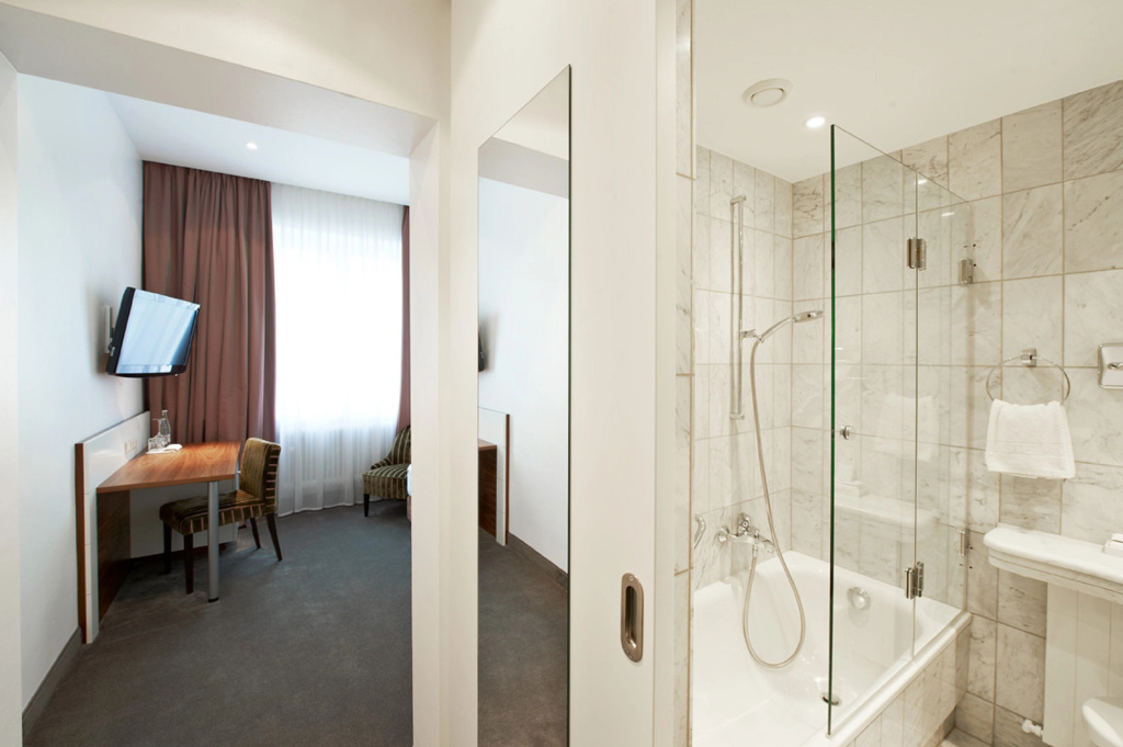 Hotel photo 10