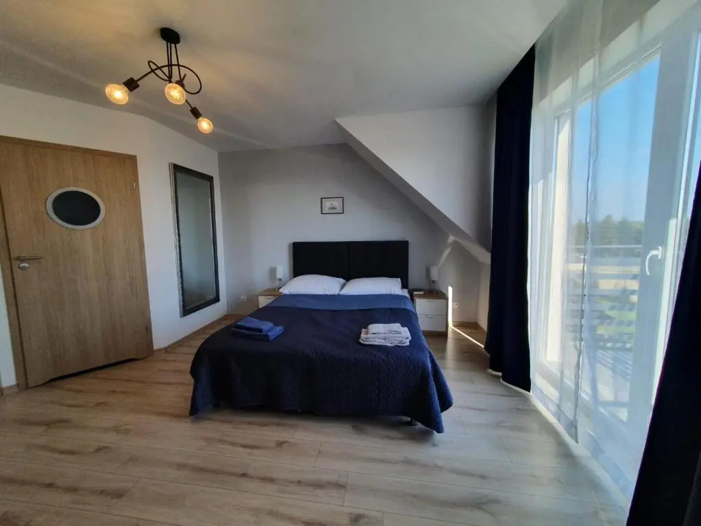 Standard Double room with balcony (full double bed)