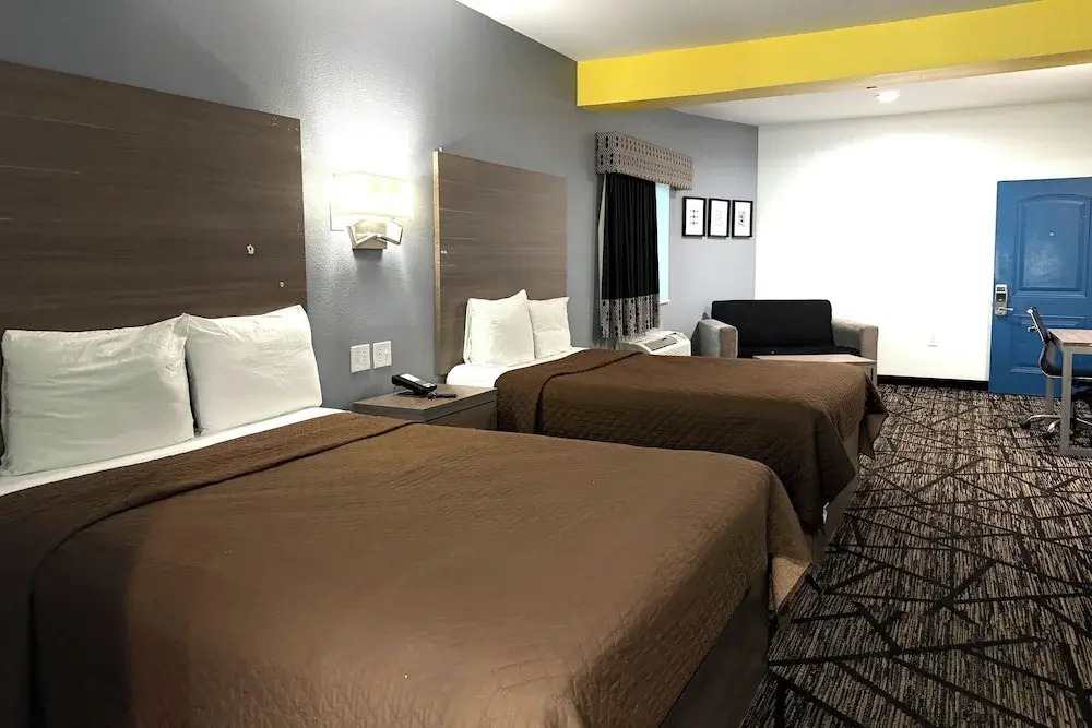 Standard Quadruple room with balcony