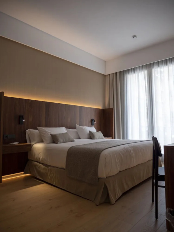 Premium Double room (full double bed)