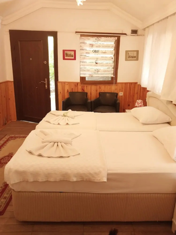Economy room