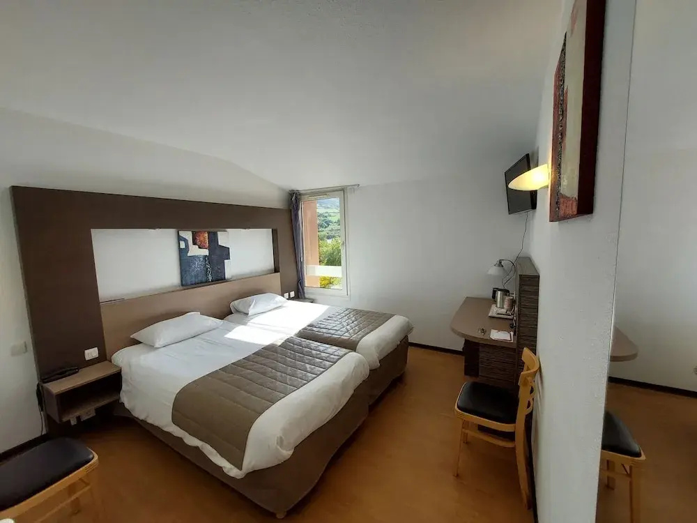 Standard Double room (twin beds)