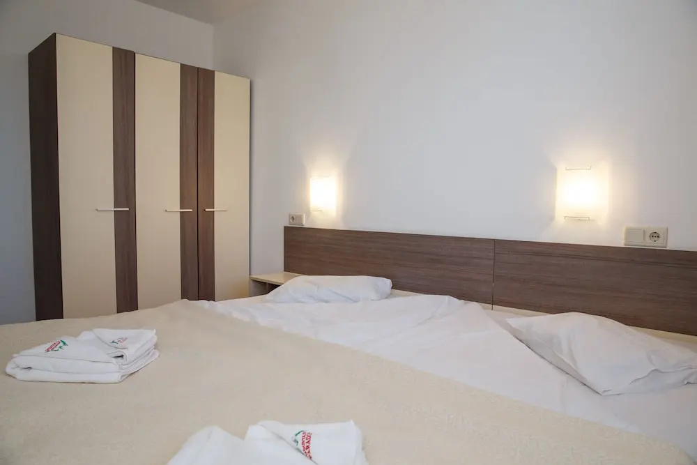 Mountain Paradise by the Walnut Trees - Chambres