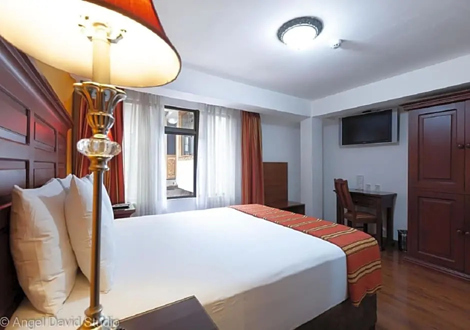 Terra Andina Colonial Mansion - Chambres
