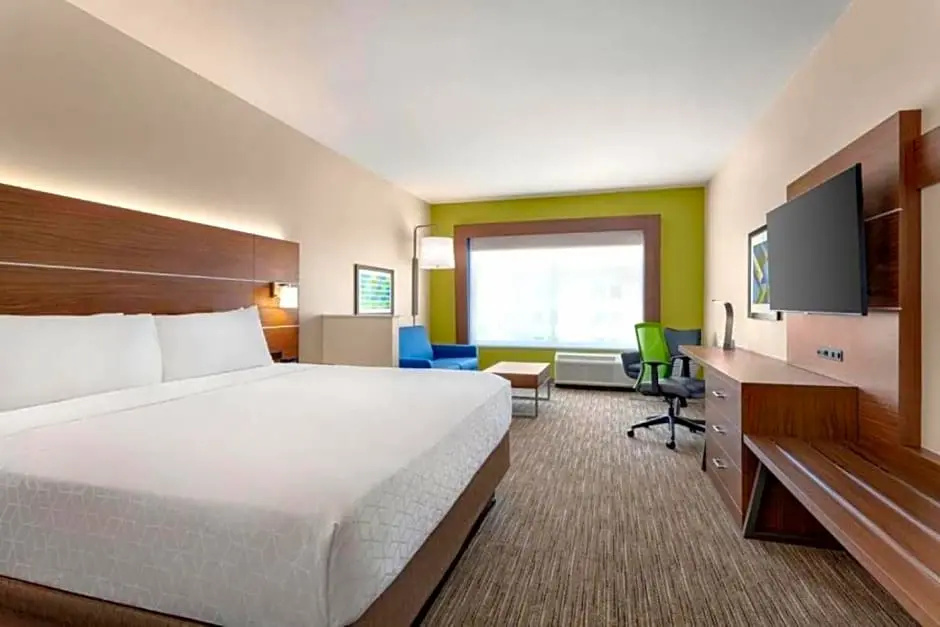 Double Suite (full double bed)