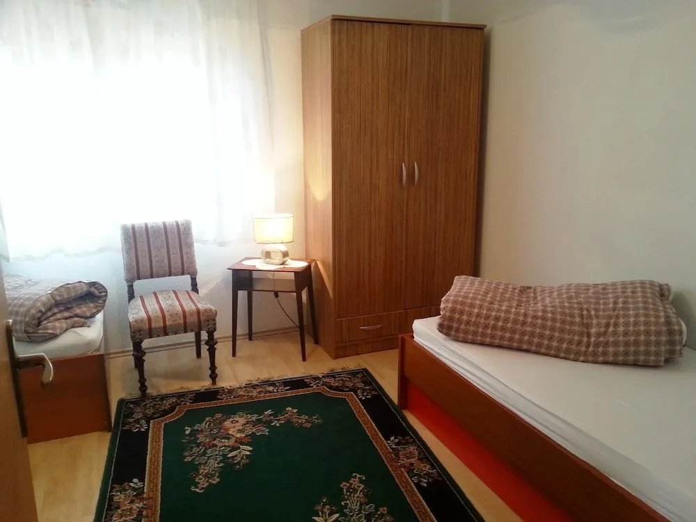 3 Bedrooms Apartment with balcony and with river view