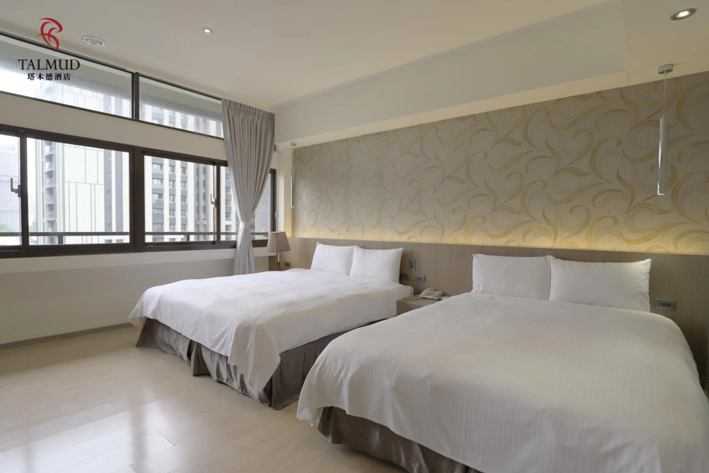 Отель Talmud Hotel Taichung в Тайчжун