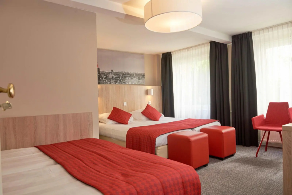 Standard Quadruple room