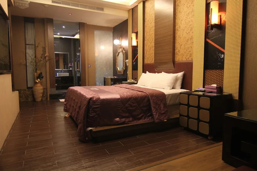 Economy room