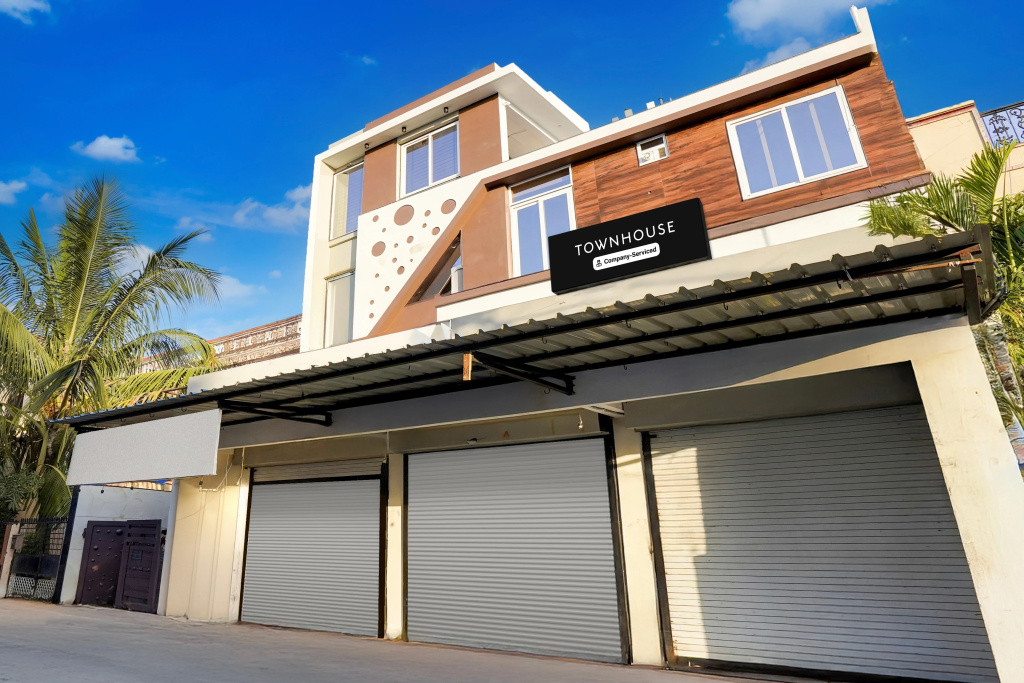 Townhouse Rajendra Nagar Main Road