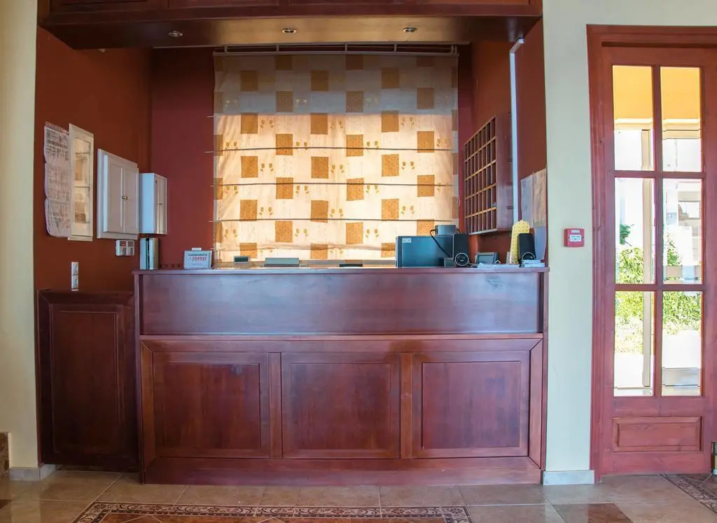 Lobby & Reception