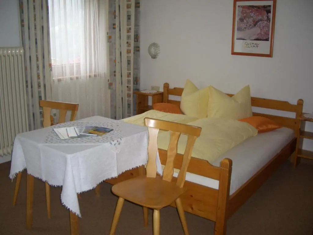 Standard Double room with balcony (full double bed)