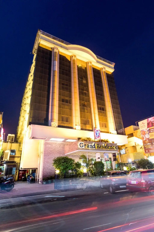 Grand Residence