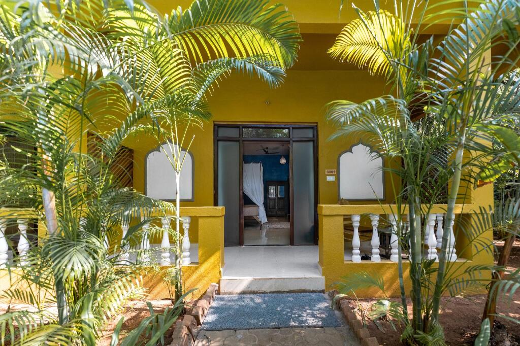 Morjim Beach Resort Гоа