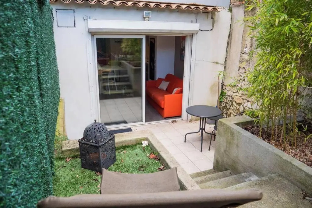 GROOMI Le Jardinet - Avec bureau en centre ville !