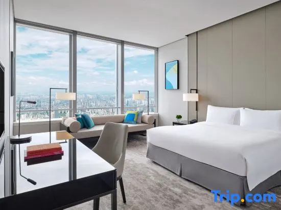 Deluxe Double room with view (full double bed)