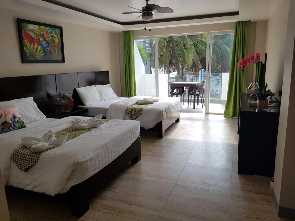 Casa Almarenzo Bed & Breakfast