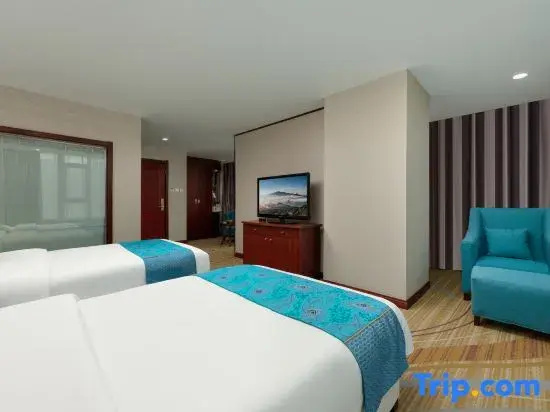 Standard Triple Family room