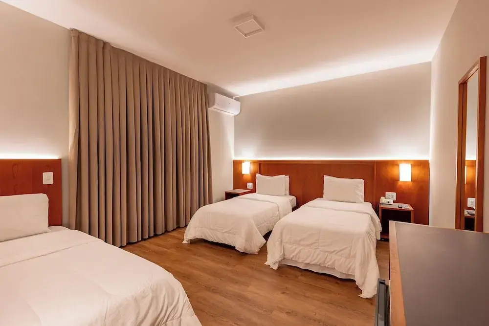 Standard Triple room
