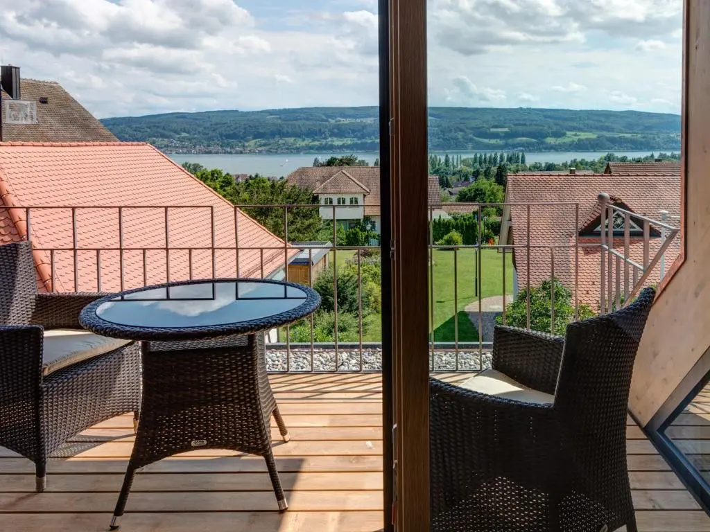 Balcony & Terrace