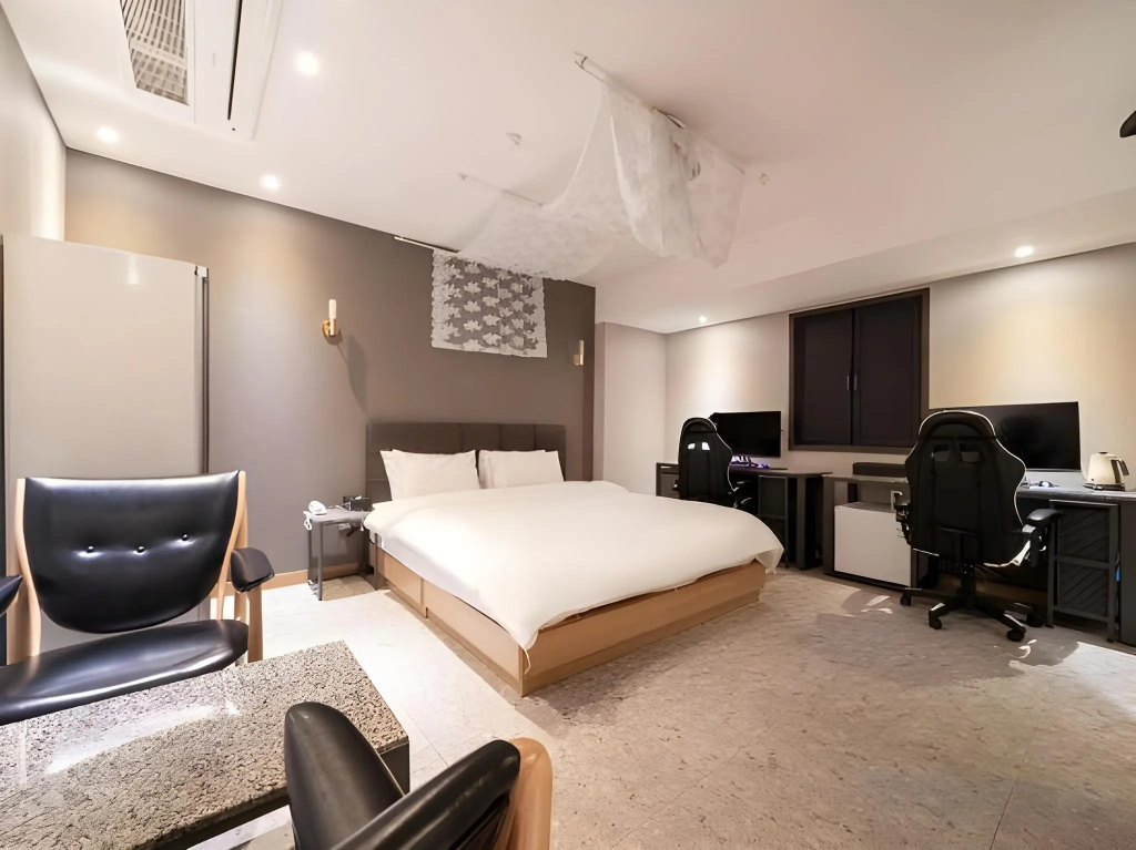 Hotel Myeong Jak