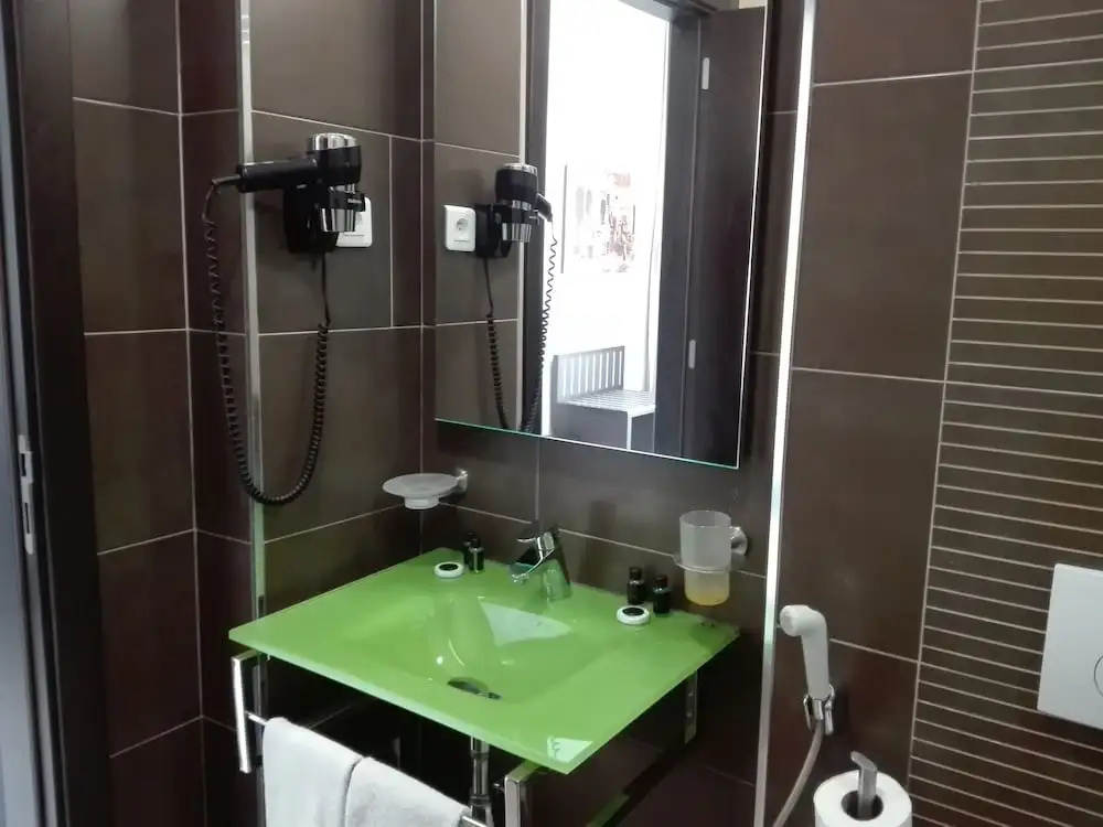 Superior Double room (full double bed)