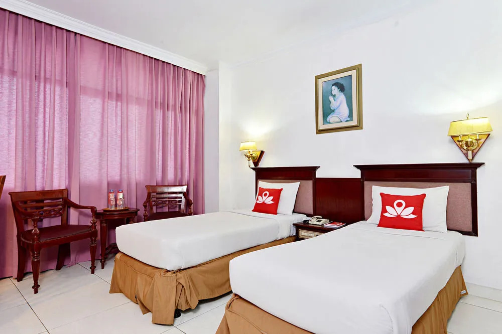 ZenRooms Soekarno Hatta Buah Batu - фото 4