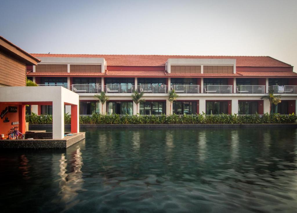 Planet Hollywood Goa Beach Resort