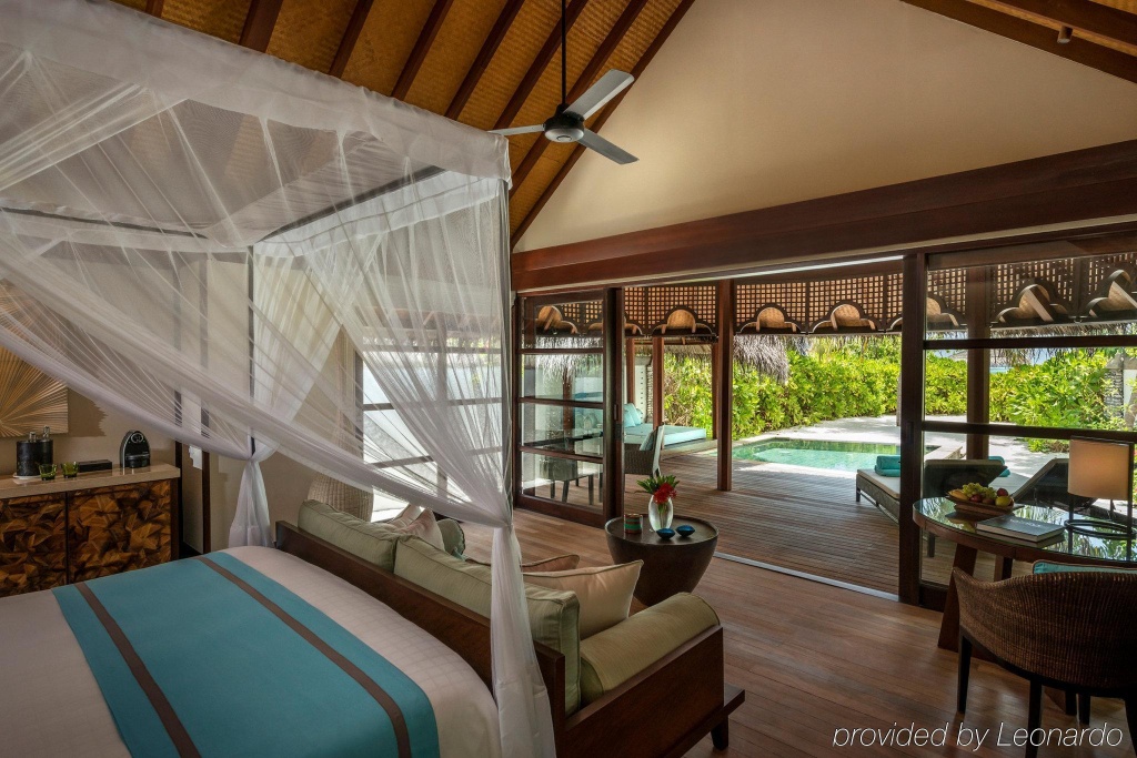Four Seasons Resort Maldives at Kuda Huraa — фото