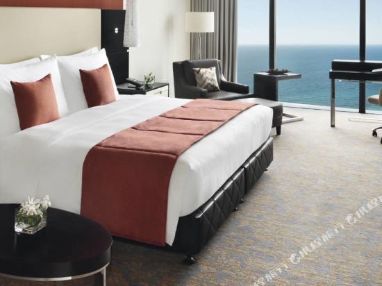 Movenpick Hotel Colombo
