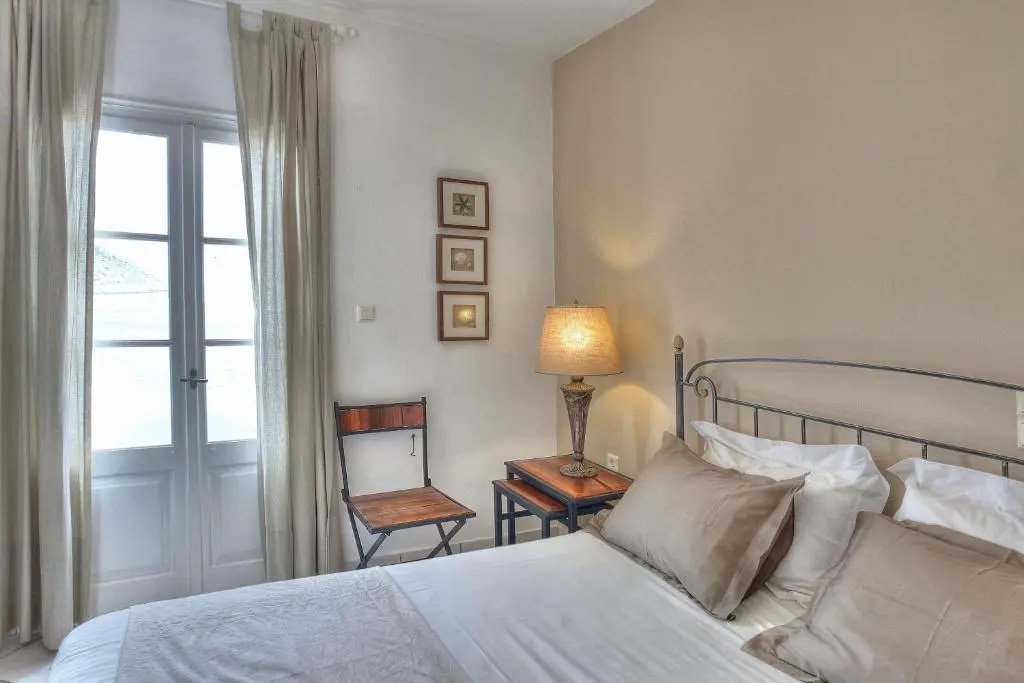 Standard Double room with partial sea view (full double bed)