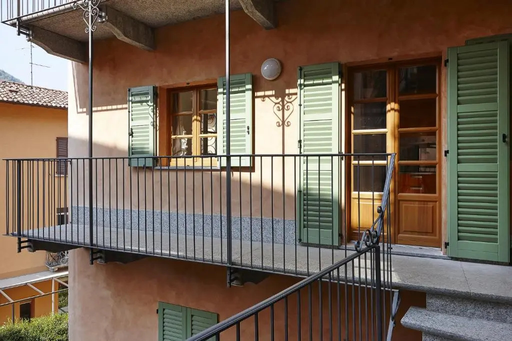 ALTIDO Charm house with terrace in the Como centre
