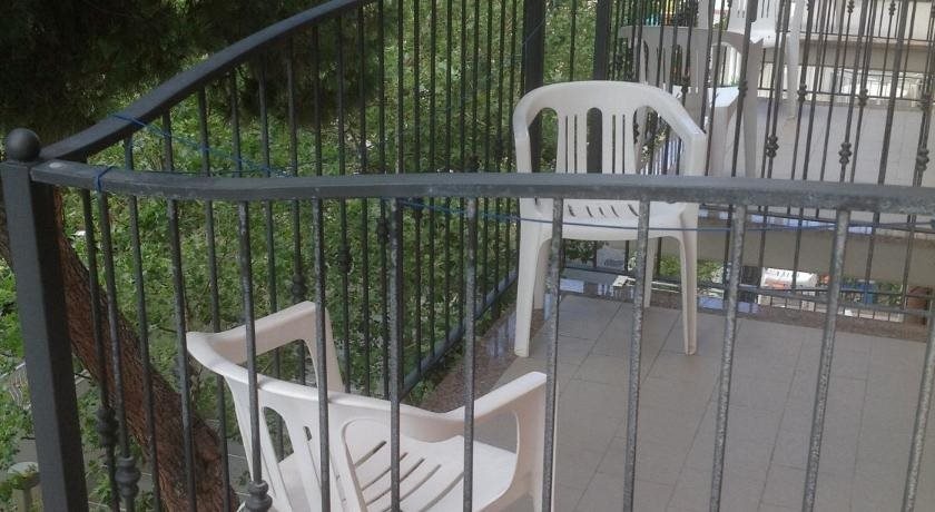 Balcony & Terrace