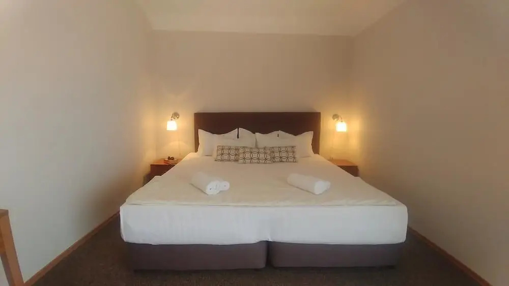 1 Bedroom Apartment with balcony