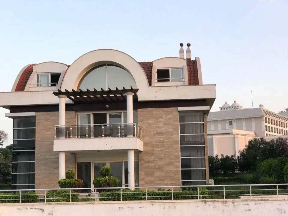 Pearl Golf Villas